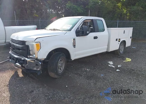 2017 Ford F-250 Xl z USA, uszkodzony, nr VIN 1FT7X2A65HED29767